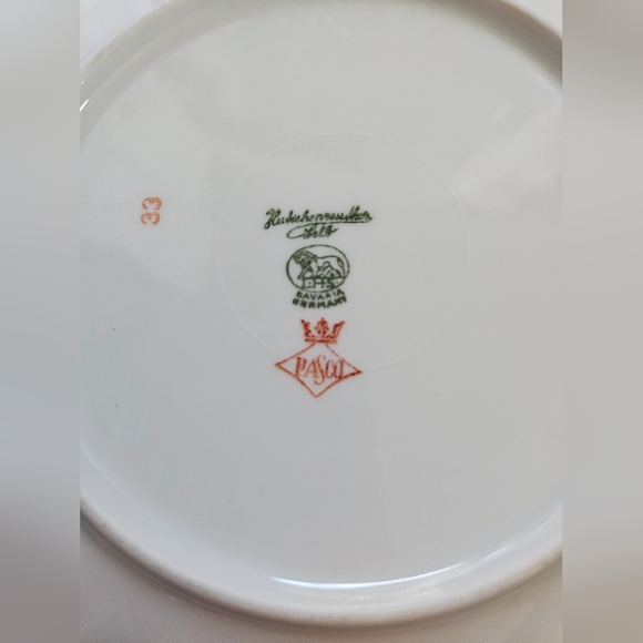 Vintage Pasco Strawberry Dish - Picture 3 of 7